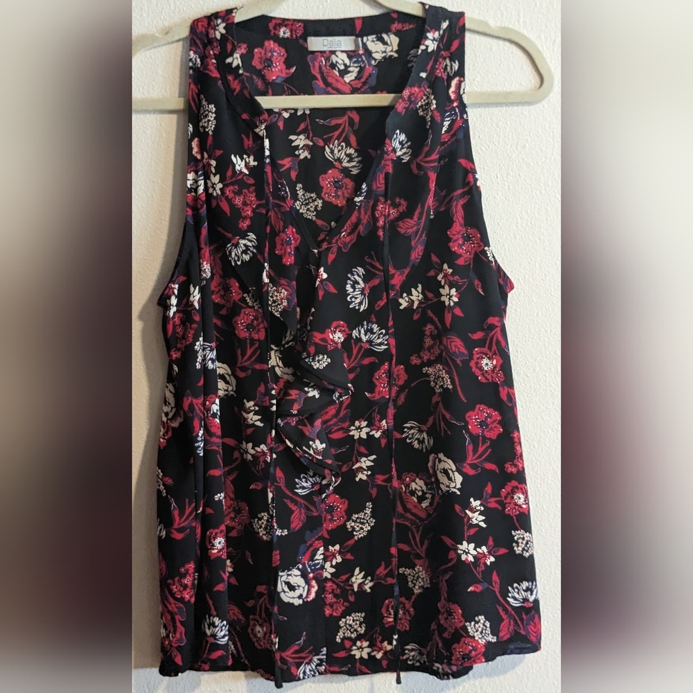Dalia Floral Sleeveless Blouse, Size Large
